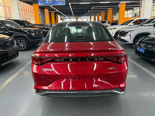 2022 Geely Emgrand II, красный, 1188008 рублей, вид 5