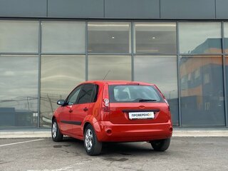2007 Ford Fiesta Mk5, красный, 196000 рублей, вид 5