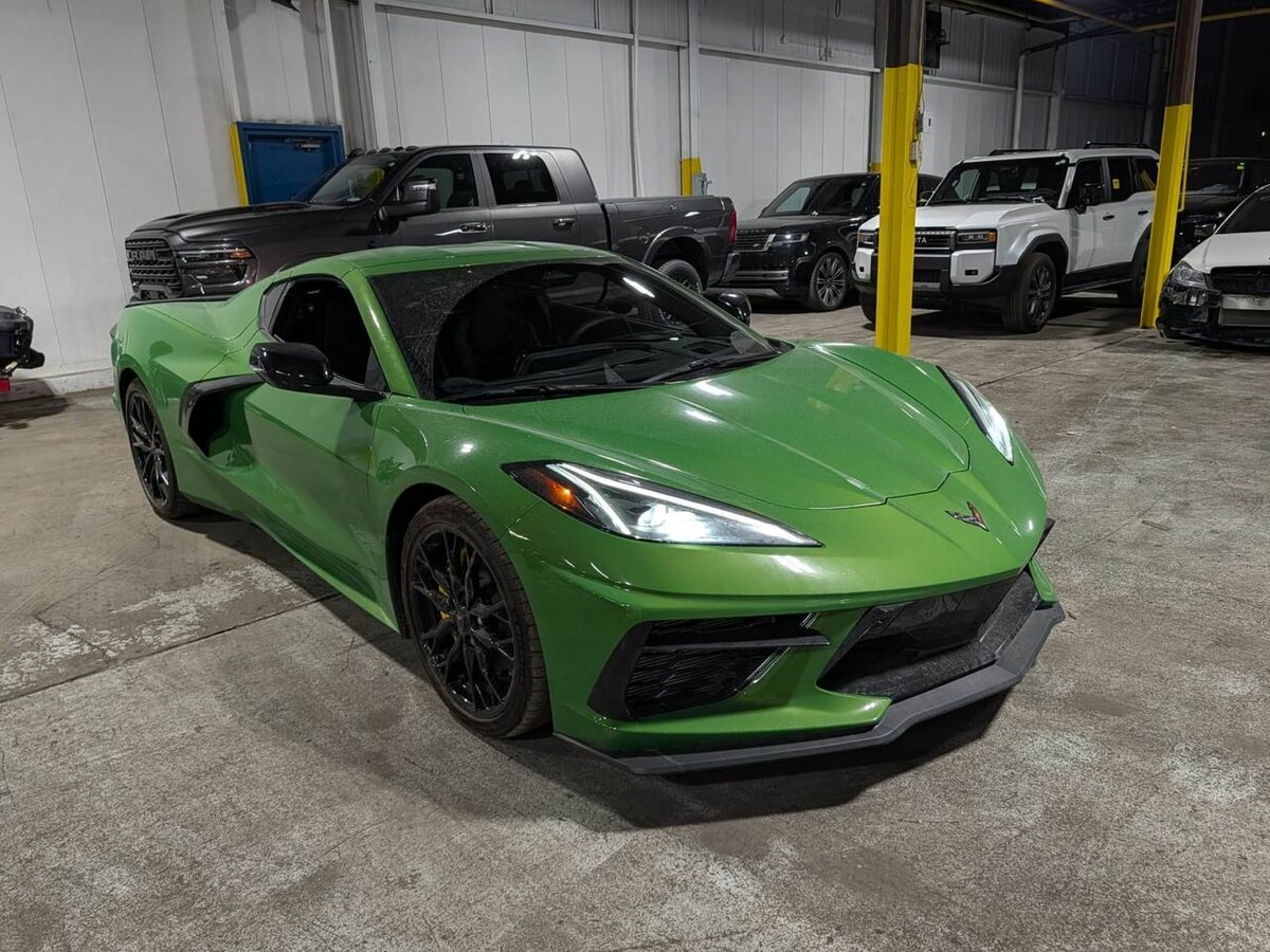 Chevrolet Corvette Stingray C8