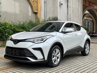 2022 Toyota C-HR I Рестайлинг, белый, 1500777 рублей, вид 1