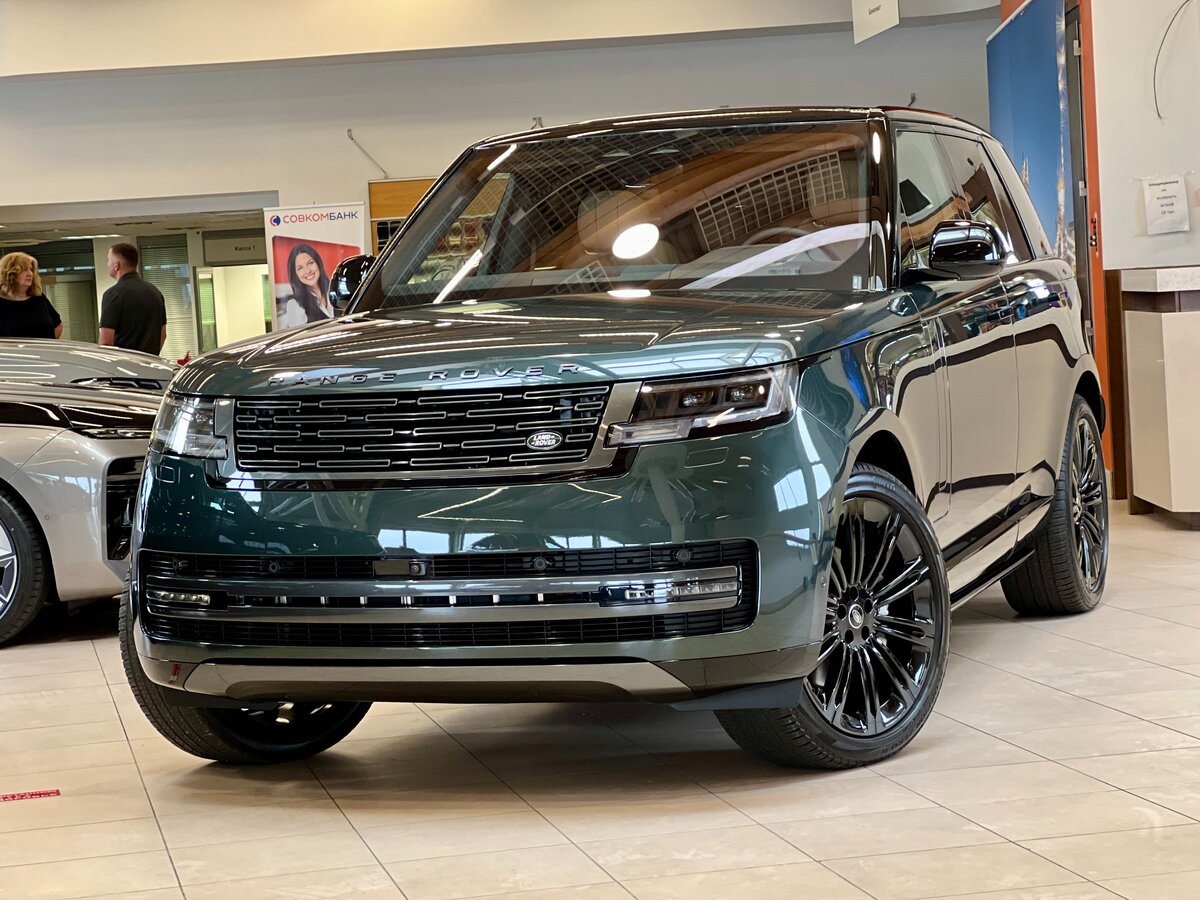 Купить б/у Land Rover Range Rover V P400 MHEV 3.0 AT (400 л.с.) 4WD