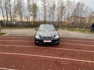 2008 Mercedes-Benz S-Класс 550 Long V (W221), чёрный, 1050000 рублей, вид 1