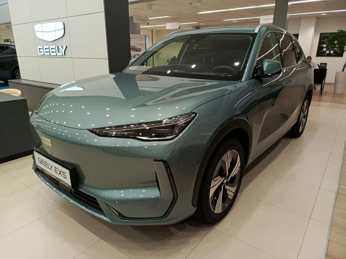 Geely EX5