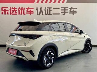 2025 BYD Dolphin 45.12 kWh I Рестайлинг, белый, 1500000 рублей, вид 3