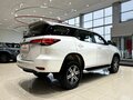 2023 Toyota Fortuner II Рестайлинг, белый, 7500000 рублей - вид 6