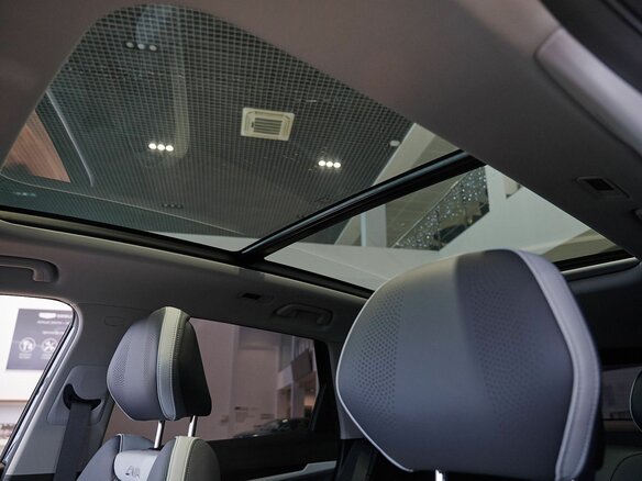 2025 Geely Atlas II, чёрный, 3760990 рублей - вид 16