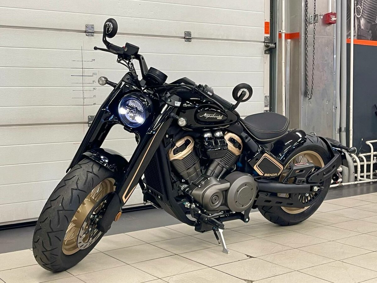 Benda Napoleon 500