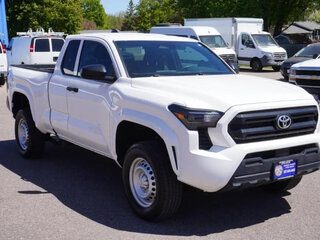 2024 Toyota Tacoma IV, белый, 4183600 рублей, вид 3