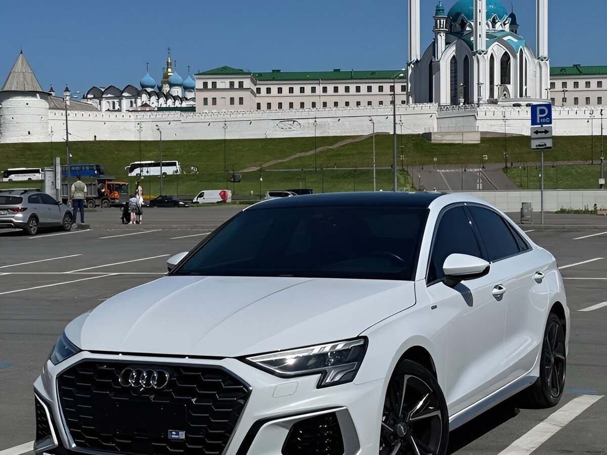 Audi A3 35 TFSI Long IV (8Y)