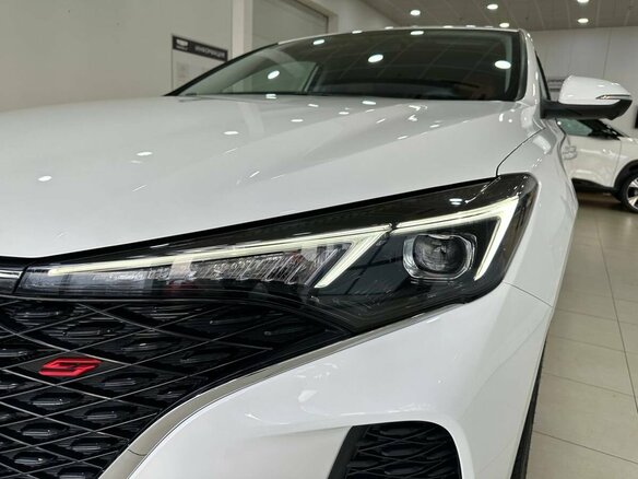 2023 Changan Eado Plus, белый, 2199900 рублей - вид 5