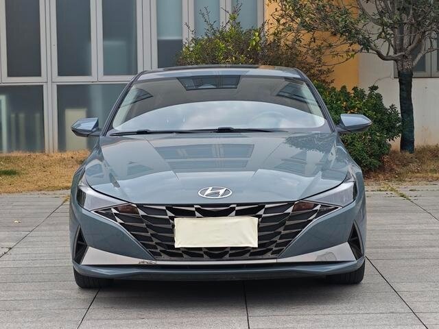 Hyundai Elantra VII (CN7)