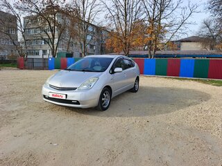 2008 Toyota Prius II Рестайлинг (XW20), серебристый, 700000 рублей, вид 1