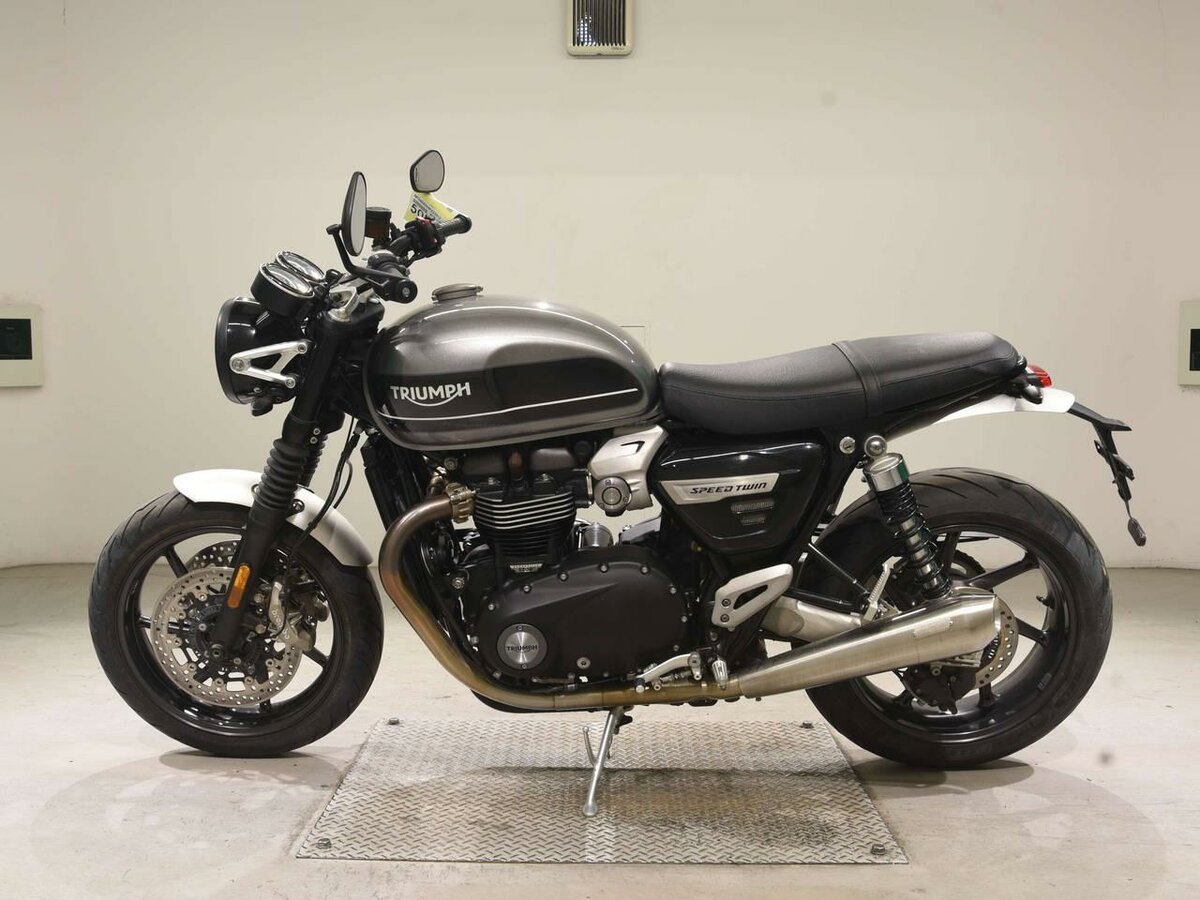Triumph Speed Twin
