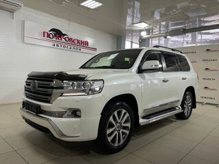 2017 Toyota Land Cruiser 200 Series Рестайлинг 2, белый, 7500000 рублей, вид 1