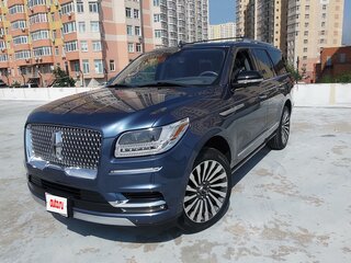 2019 Lincoln Navigator IV, синий, 7000000 рублей, вид 1