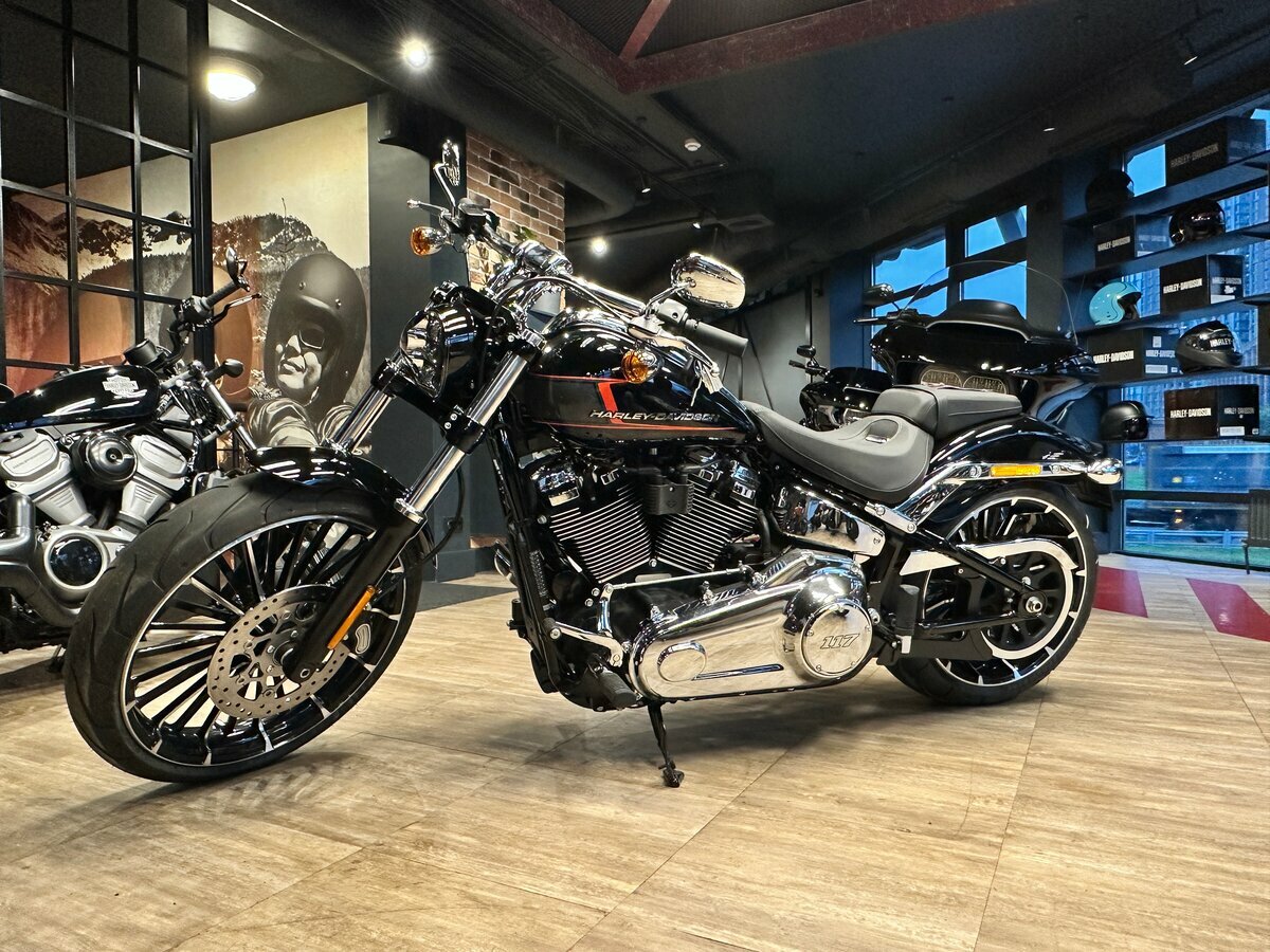 Harley-Davidson Breakout