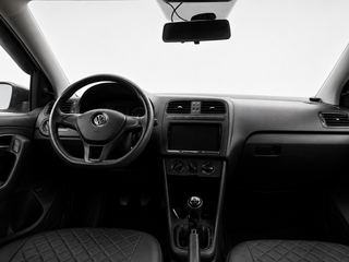 2018 Volkswagen Polo V Рестайлинг, белый, 825000 рублей, вид 5