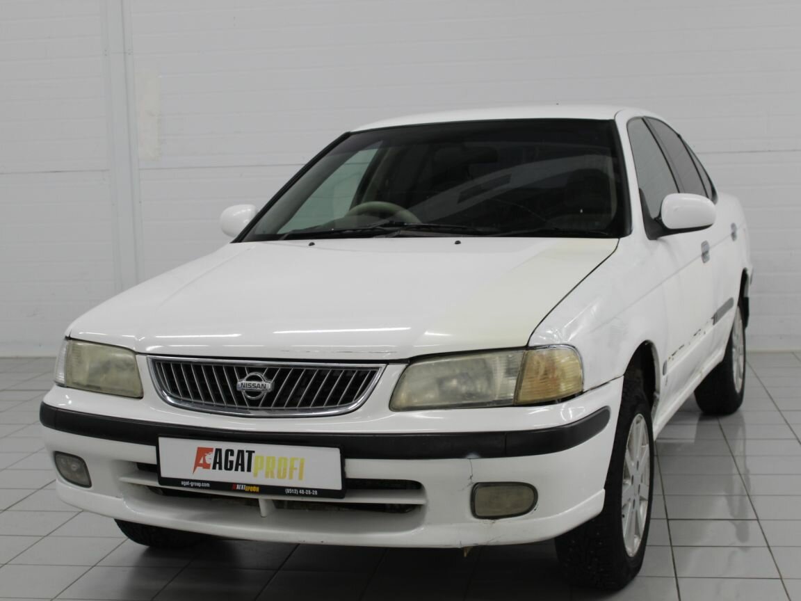 Nissan Sunny B15