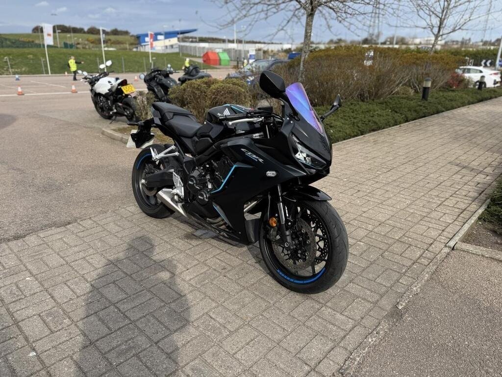 Honda CBR 650R