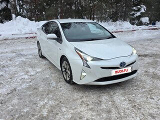 2016 Toyota Prius IV (XW50), белый, 1525000 рублей, вид 1