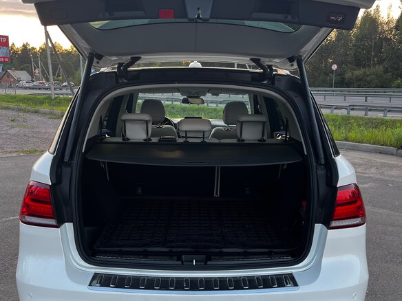 2018 Mercedes-Benz GLE 400 9G-Tronic I (W166), белый, 4690000 рублей - вид 8