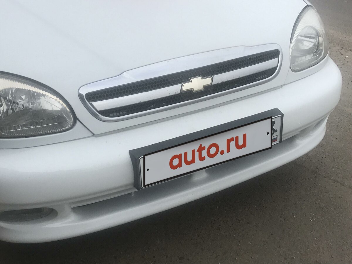 Шевроле ланос белый