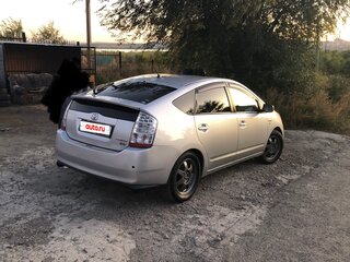 2006 Toyota Prius II Рестайлинг (XW20), серебристый, 650000 рублей, вид 1