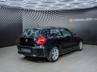 2010 BMW 1 серии 116i I (E81/E82/E87/E88) Рестайлинг, чёрный, 618000 рублей, вид 3
