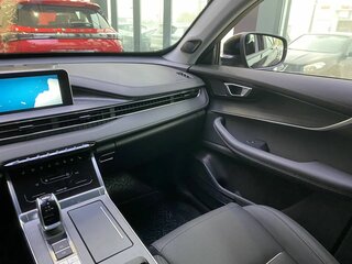 2026 Tenet T4L, красный, 2429000 рублей, вид 5