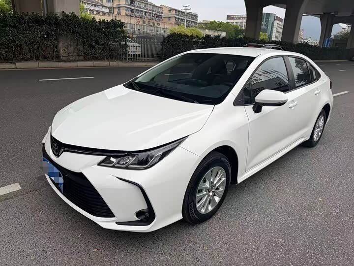 Toyota Corolla XII (E210)