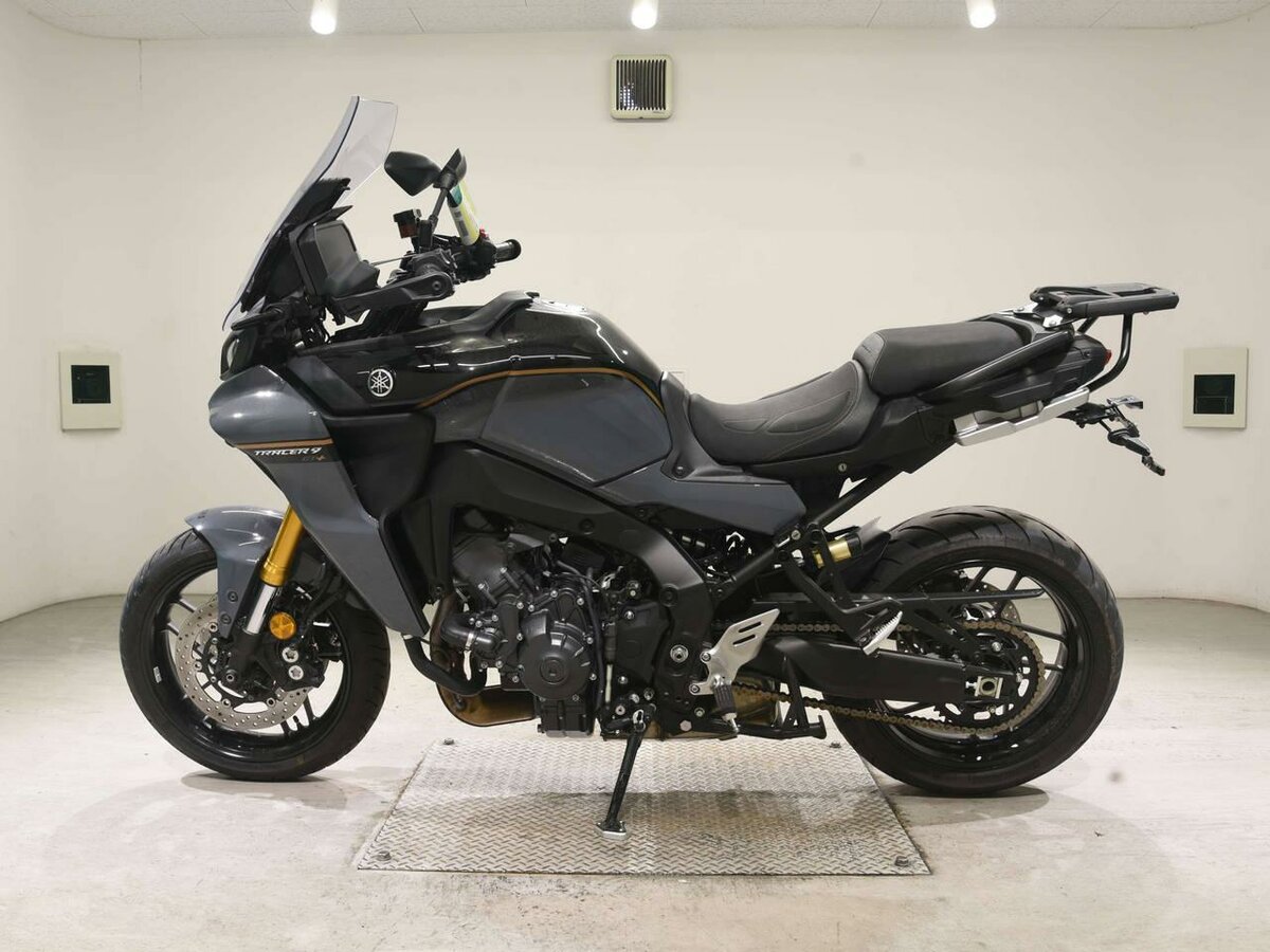 Yamaha MT-09 Tracer (FJ-09)