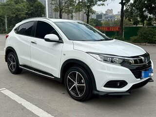 2021 Honda Vezel I Рестайлинг, белый, 1290000 рублей, вид 1