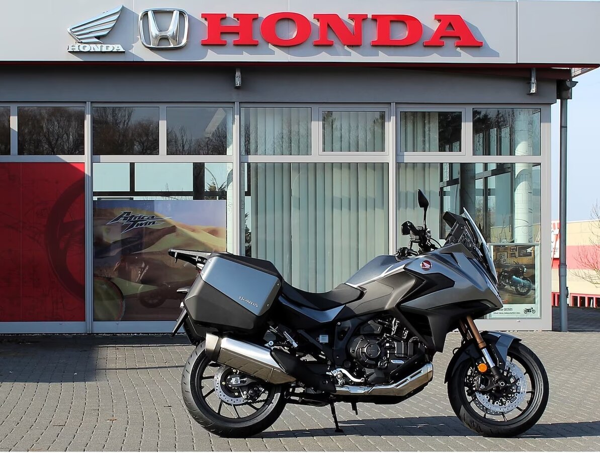 Honda NT1100