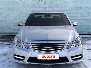 2012 Mercedes-Benz E-Класс 200 7G-Tronic IV (W212, S212, C207), серебристый, 1746000 рублей, вид 3