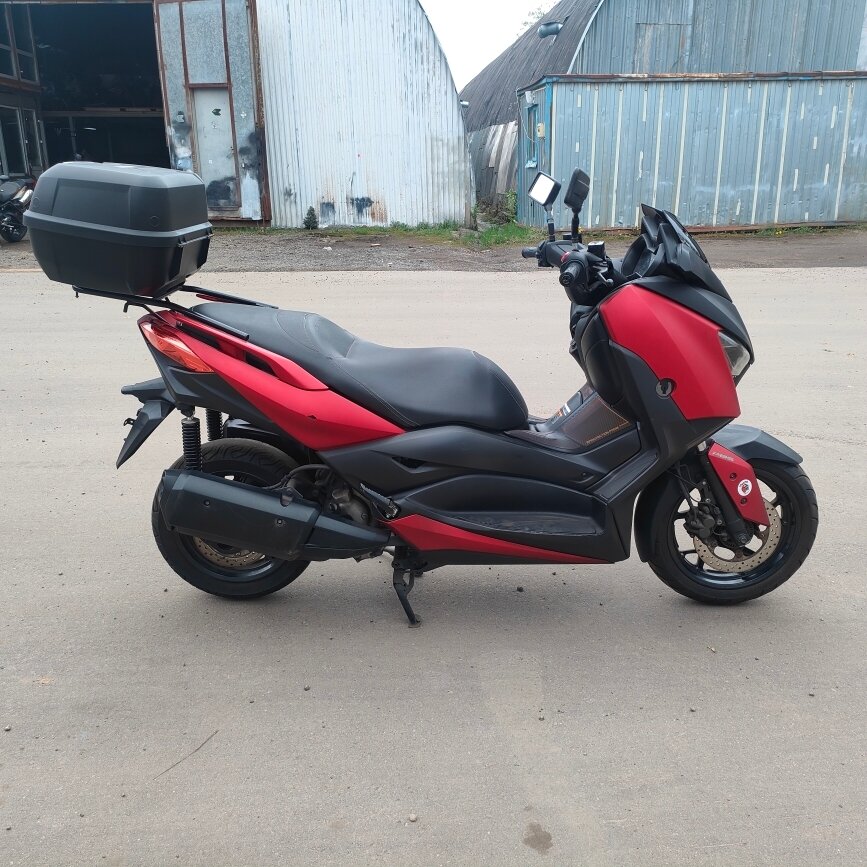 Yamaha XMAX