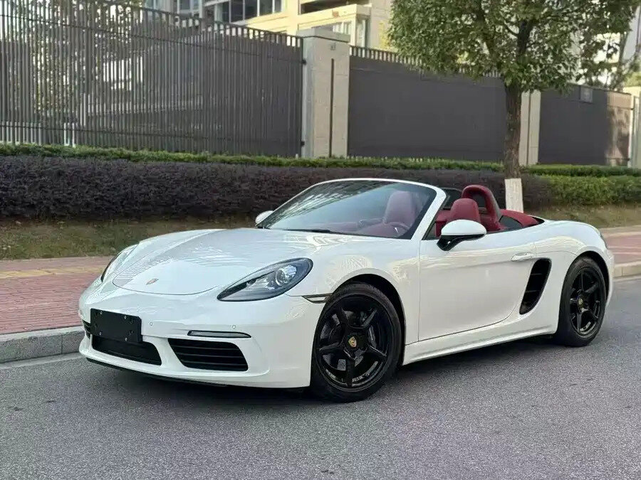 Porsche Boxster IV 718 (982)