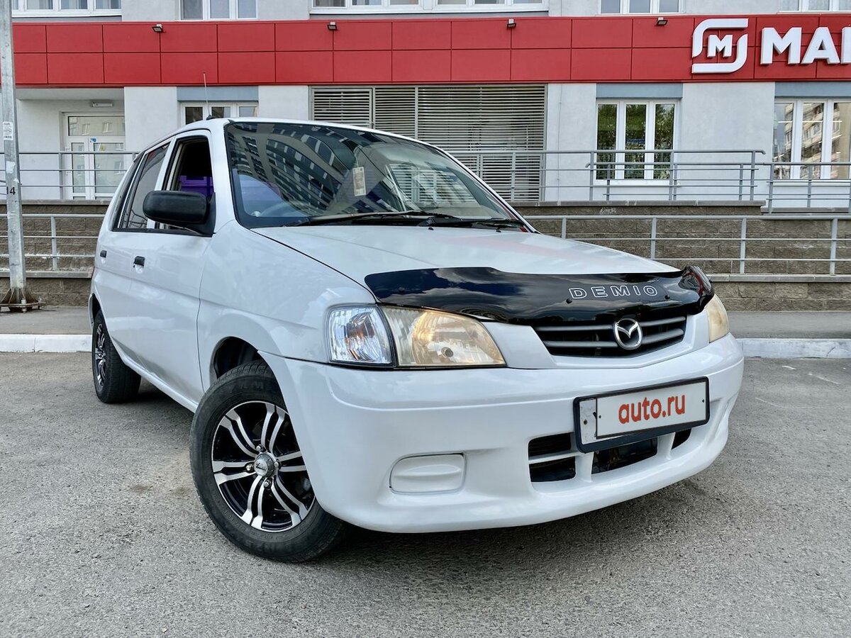 Купить б/у Mazda Demio I (DW) 1.3 AT (83 л.с.) бензин автомат в Уфе ...