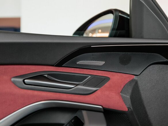 2025 Audi SQ5 Sportback II, чёрный, 14450000 рублей - вид 18