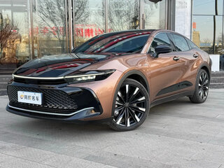 2024 Toyota Crown Crossover XVI (S230), коричневый, 6100002 рублей, вид 1