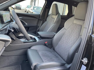 2026 Audi Q5 40 TDI III (GU), чёрный, 10800777 рублей, вид 5