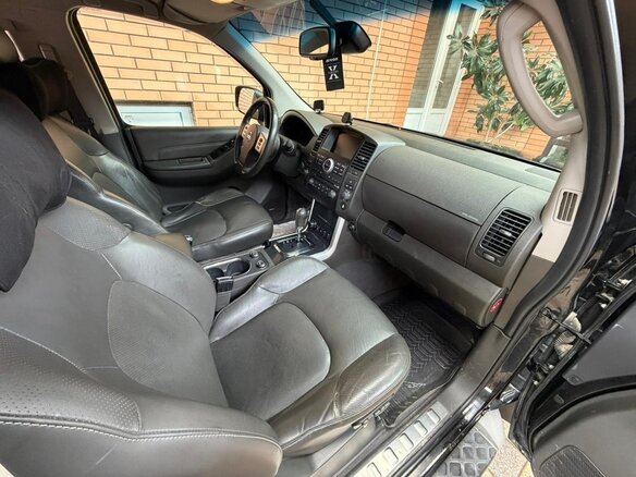 2012 Nissan Pathfinder III Рестайлинг, чёрный, 1350000 рублей - вид 4