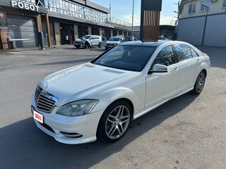 2008 Mercedes-Benz S-Класс 500 V (W221), белый, 1400000 рублей, вид 1