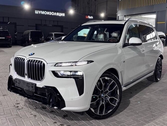 BMW X7 40i I (G07) Рестайлинг