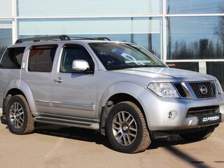 2011 Nissan Pathfinder III Рестайлинг, серебристый, 1630000 рублей, вид 1
