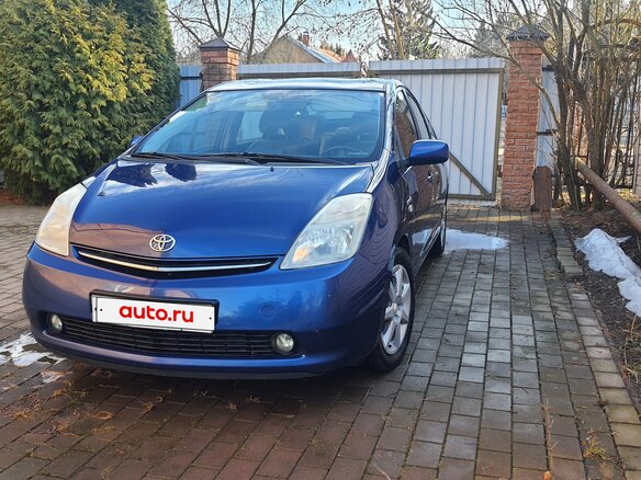 2008 Toyota Prius II Рестайлинг (XW20), синий, 700000 рублей