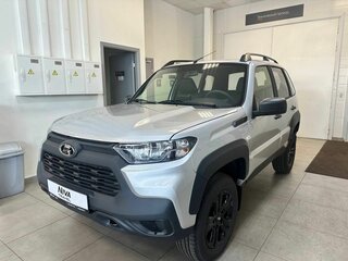 2025 Lada (ВАЗ) Niva Travel I, серебристый, 1659000 рублей, вид 1