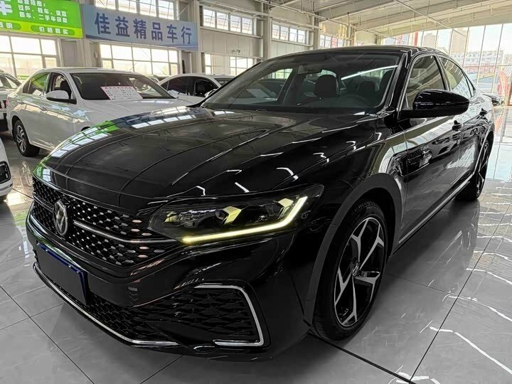 Volkswagen Passat B8 Рестайлинг