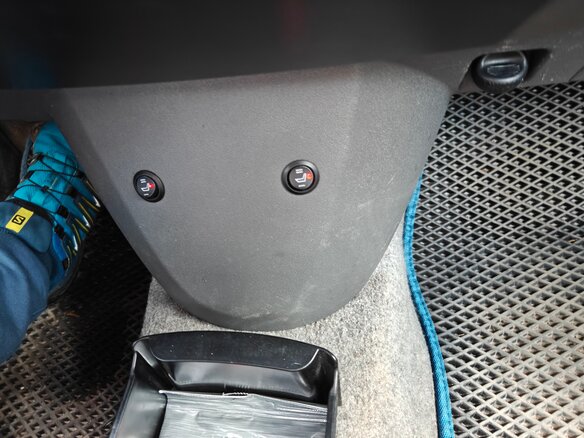 2008 Toyota Prius II Рестайлинг (XW20), синий, 680000 рублей - вид 29