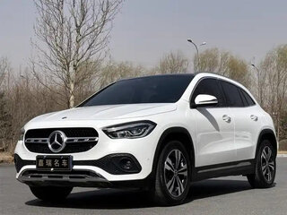 2021 Mercedes-Benz GLA 200 II (H247), белый, 2400000 рублей, вид 1
