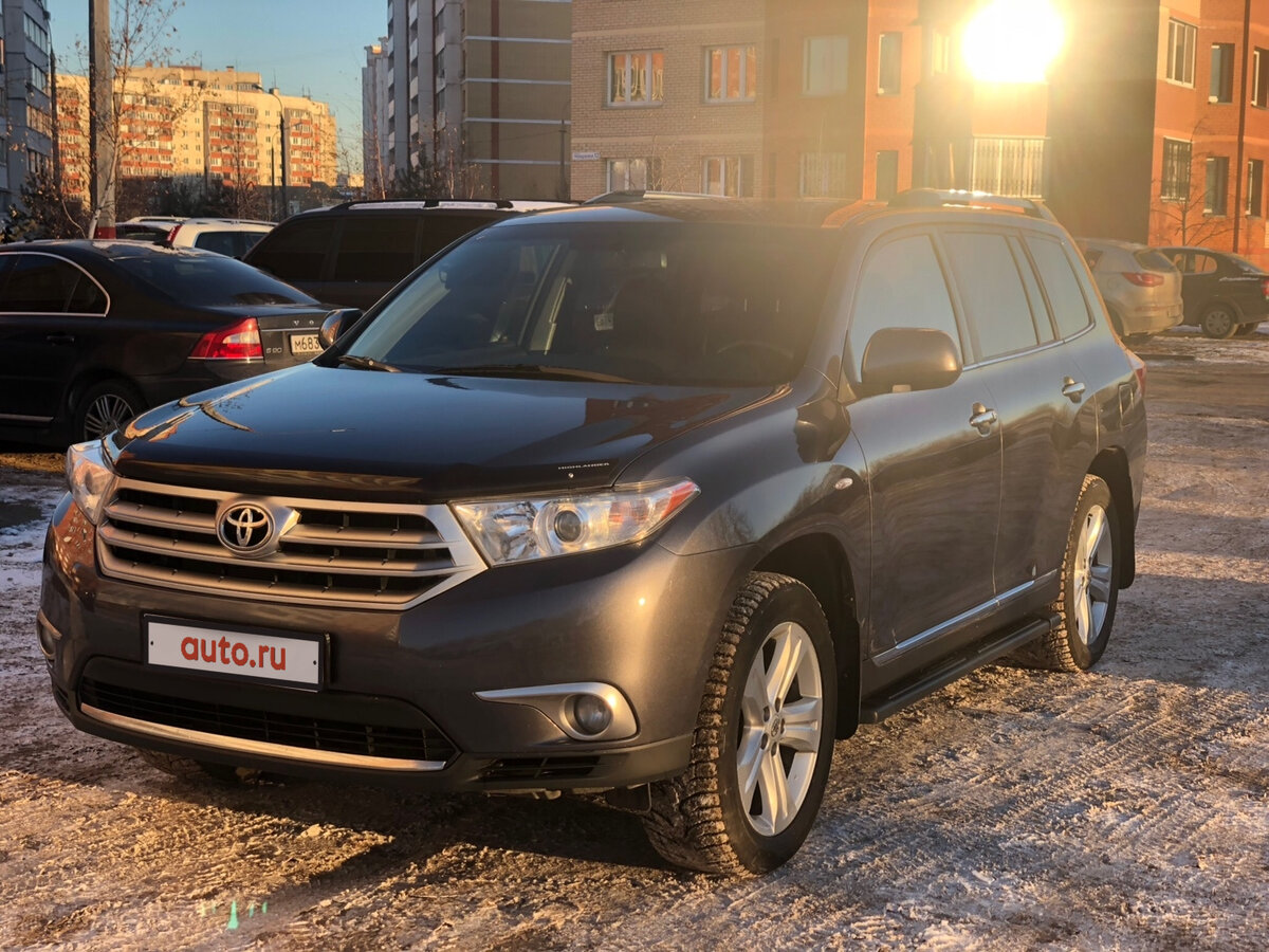 Toyota хайлендер 2011
